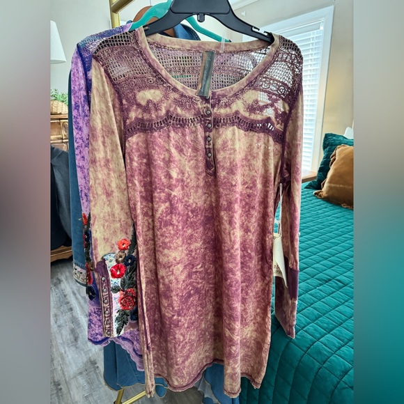 NWT Aratta Under the Moon Light Tunic Oxidized Eggplant Size M